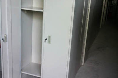 深圳鋼制二門衣柜定做批發(fā),公寓宿舍配套家具出售